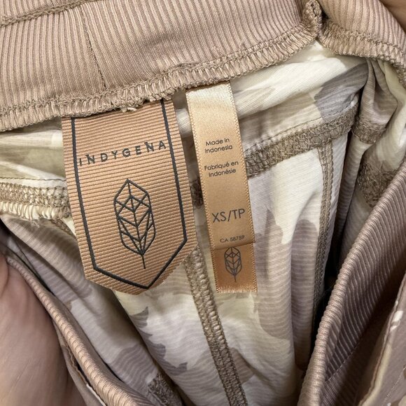 Indygena Pants Womens XS Camo Cropped Drawstring Outdoor Hiking Activewear - Picture 9 of 11